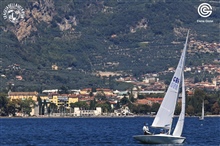 2018FlyingFifteenEuropeans-FVRiva-phElenaGiolai-IMG 0473