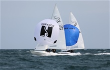 GBR-4002-and-GBR-4144-battle-for-the-lead-in-Race-2.jpg